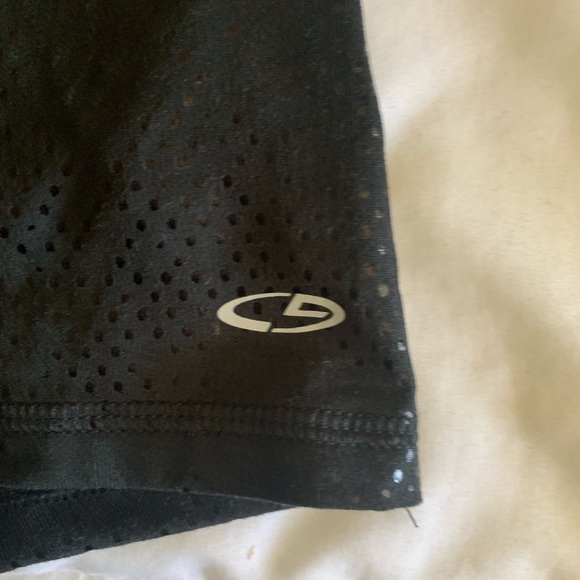 Reflective athletic top - Picture 3 of 5